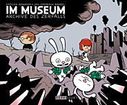 Im Museum 02: Archive des Zerfalls